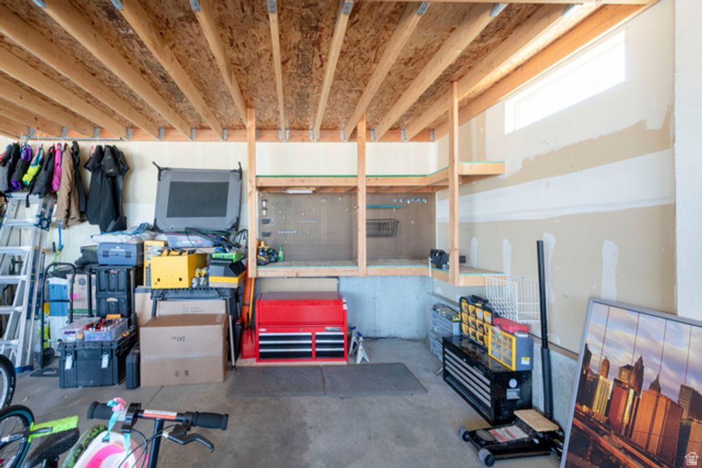 Image 49 of property listing at 5079 W EMMELINE DR, Herriman, UT 84096
