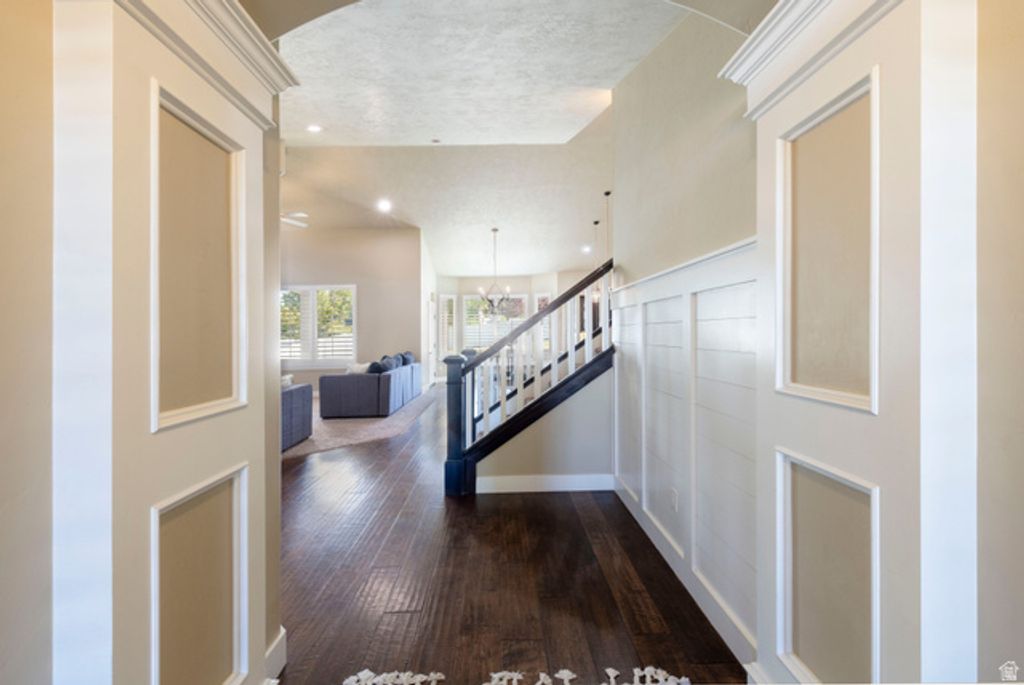 Image 7 of property listing at 5079 W EMMELINE DR, Herriman, UT 84096