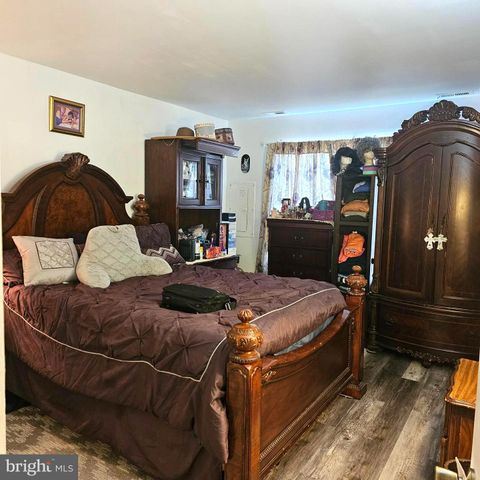 3302 LARKSPUR CT, Mays Landing, NJ 08330