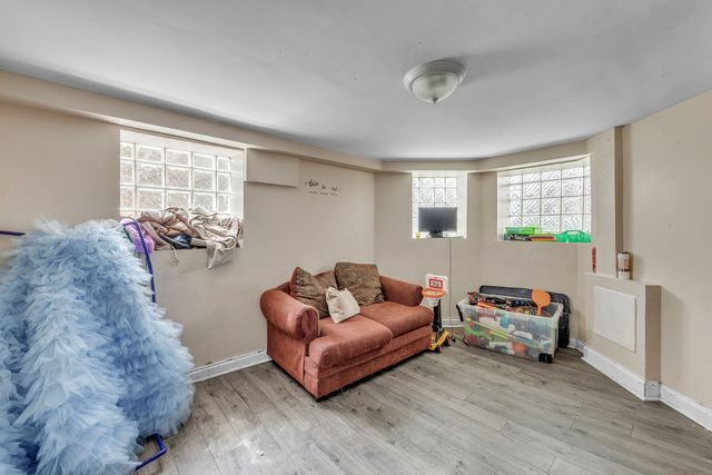 5721 S Hermitage Avenue, Chicago, IL 60636