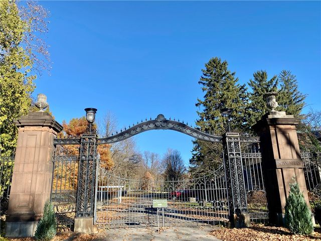 120 Fort Hill Avenue, Canandaigua City, NY 14424