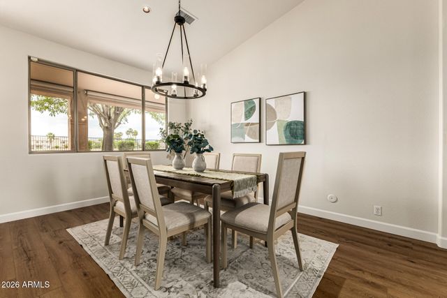 648 S ROANOKE Street, Gilbert, AZ 85296