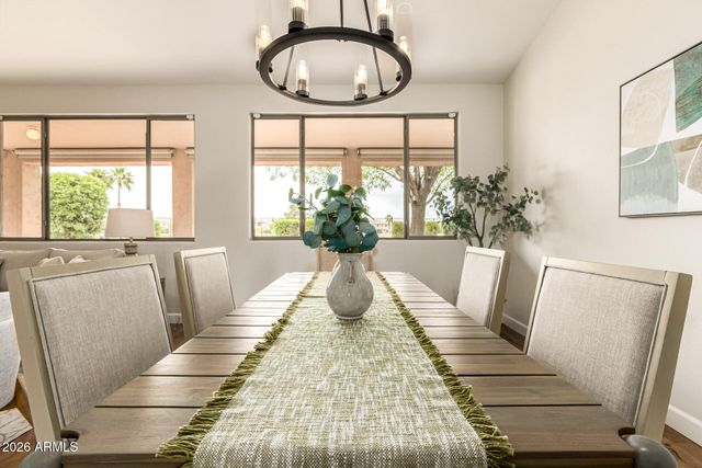 648 S ROANOKE Street, Gilbert, AZ 85296