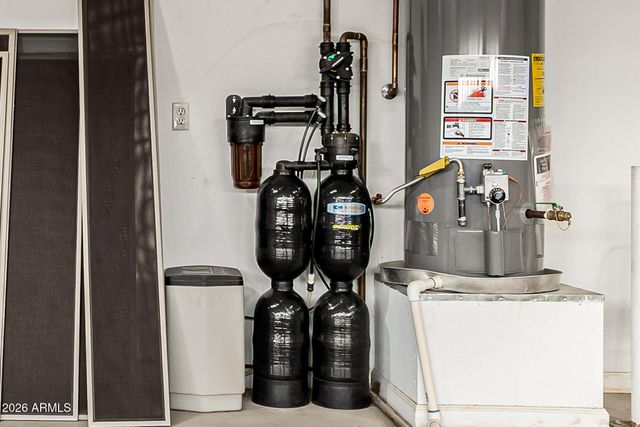 648 S ROANOKE Street, Gilbert, AZ 85296