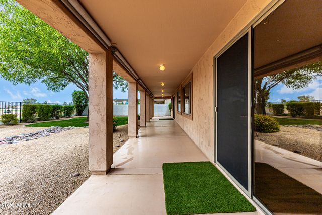 648 S ROANOKE Street, Gilbert, AZ 85296