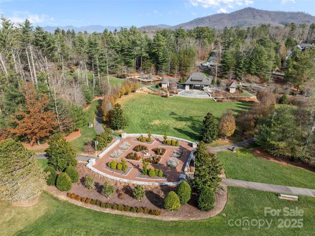 423 Moraine Court 626, Asheville, NC 28803