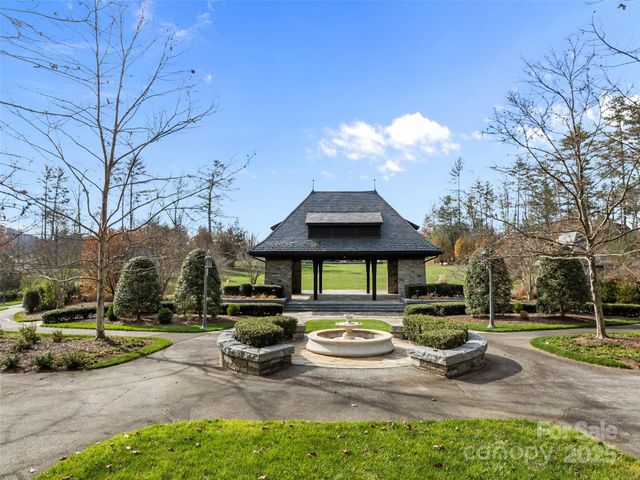 423 Moraine Court 626, Asheville, NC 28803