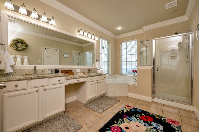 700 N Paradise Cove, Shady Shores, TX 76208