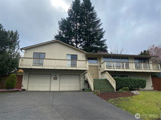14911 SE 49th Street, Bellevue, WA 98006