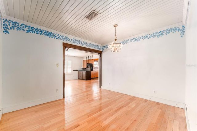 1501 W TRAPNELL RD, Plant City, FL 33566