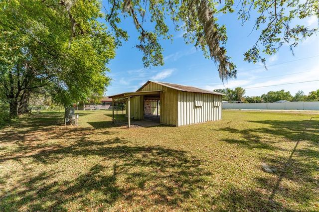 1501 W TRAPNELL RD, Plant City, FL 33566