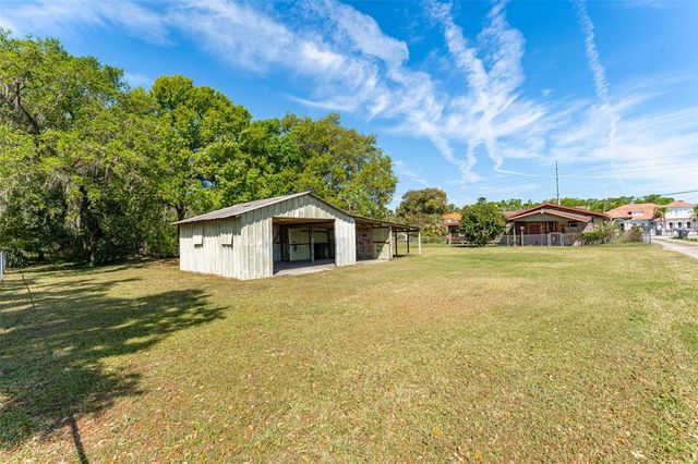 1501 W TRAPNELL RD, Plant City, FL 33566