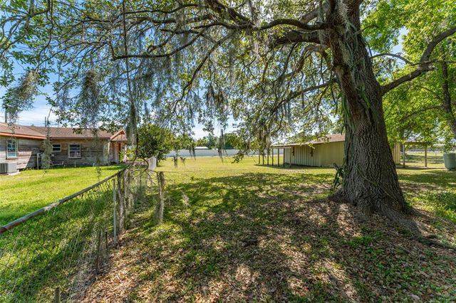 1501 W TRAPNELL RD, Plant City, FL 33566