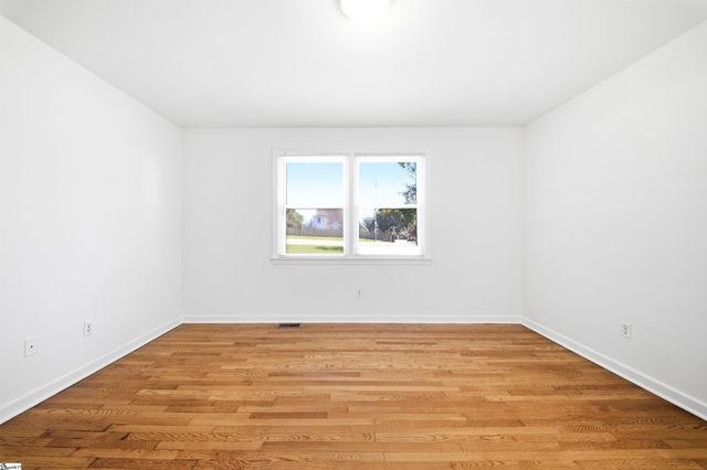 1091 Old Georgia Road, Roebuck, SC 29376
