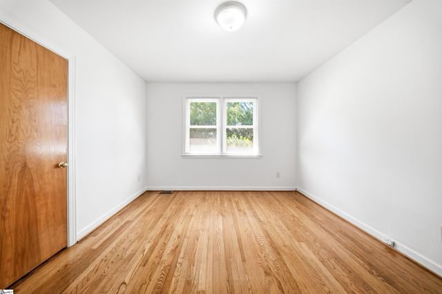 1091 Old Georgia Road, Roebuck, SC 29376