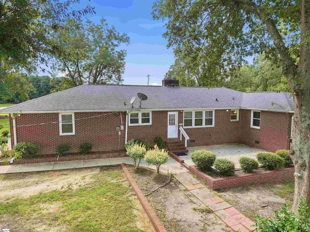 1091 Old Georgia Road, Roebuck, SC 29376