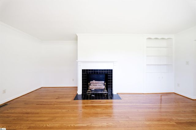 1091 Old Georgia Road, Roebuck, SC 29376