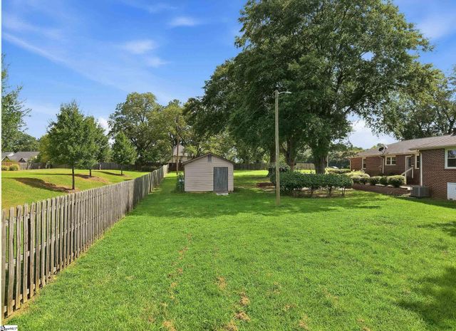1091 Old Georgia Road, Roebuck, SC 29376