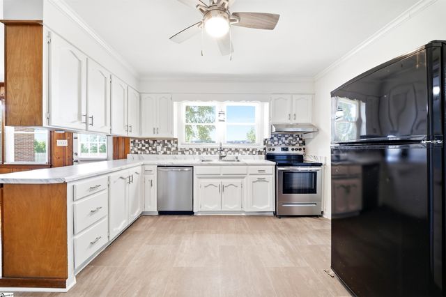 1091 Old Georgia Road, Roebuck, SC 29376