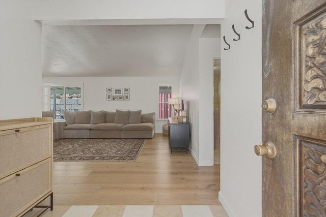 819 Lewis Road, Royal Oaks, CA 95076