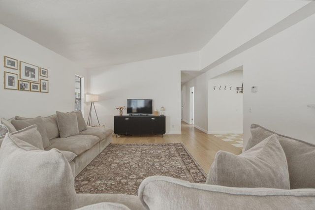 819 Lewis Road, Royal Oaks, CA 95076