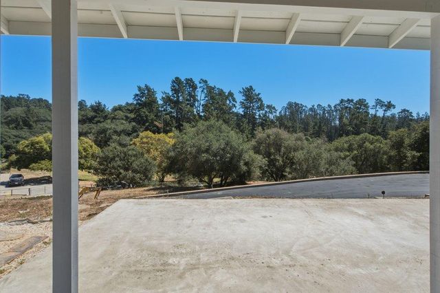 819 Lewis Road, Royal Oaks, CA 95076