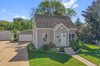 317 8TH STREET, Menasha, WI 54952