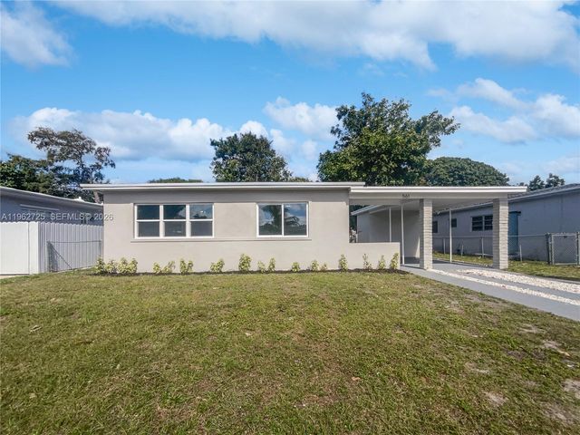 561 NE 173rd St, North Miami Beach, FL 33162