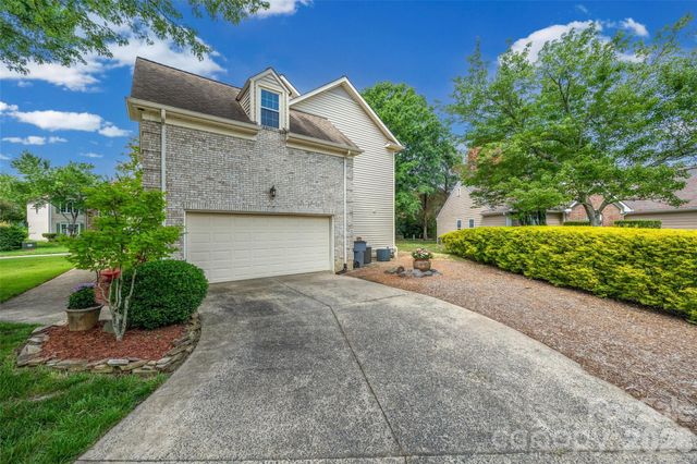 13020 Shannon Park Lane, Charlotte, NC 28273