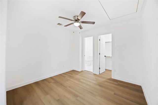 8118 De Priest Street A, Houston, TX 77088