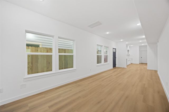 8118 De Priest Street A, Houston, TX 77088