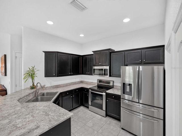14453 BARLEY FIELD DRIVE, Wimauma, FL 33598