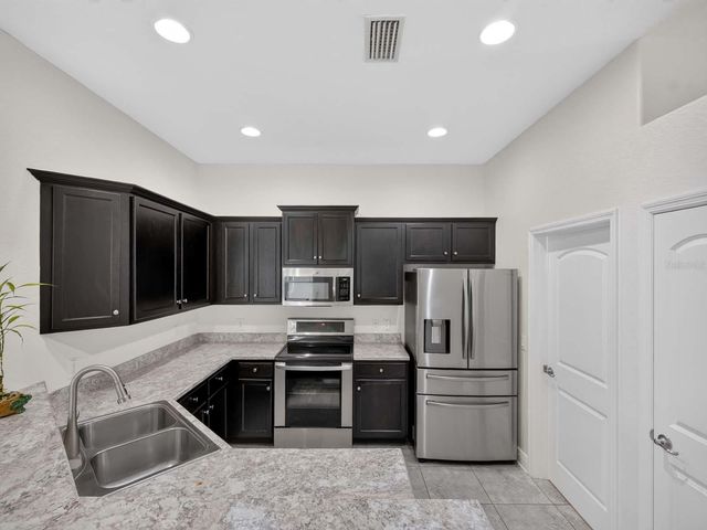 14453 BARLEY FIELD DRIVE, Wimauma, FL 33598