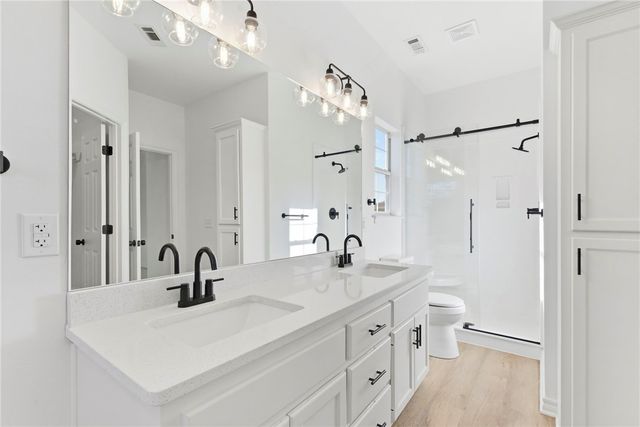 3050 N Pyrite Drive, Fayetteville, AR 72704