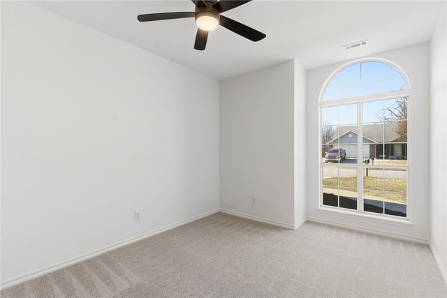 3050 N Pyrite Drive, Fayetteville, AR 72704