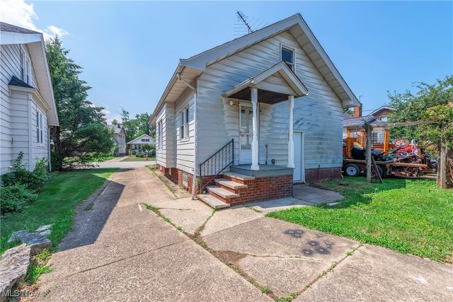 3407 W 133rd Street, Cleveland, OH 44111