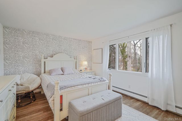 14 Cordwood Path, Shoreham, NY 11786