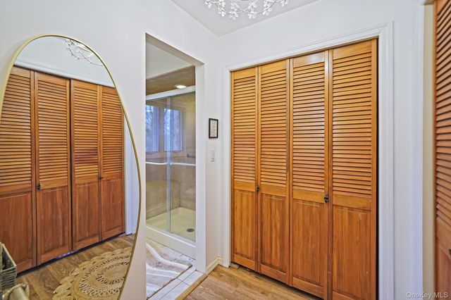 14 Cordwood Path, Shoreham, NY 11786