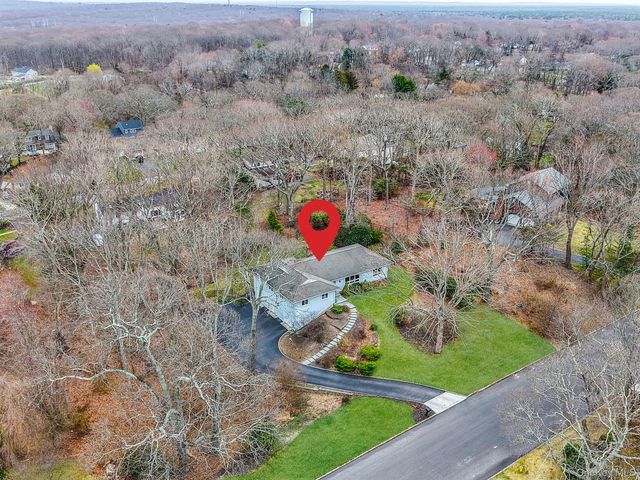 14 Cordwood Path, Shoreham, NY 11786