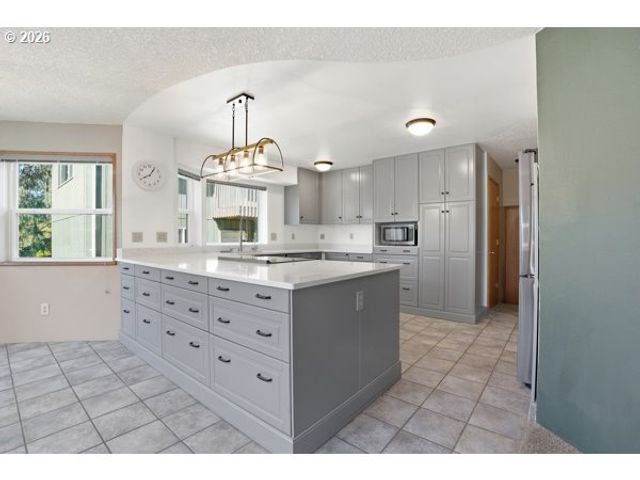 903 Ne SUNSET Ct, Clatskanie, OR 97016