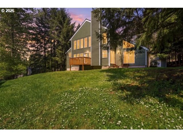 903 Ne SUNSET Ct, Clatskanie, OR 97016