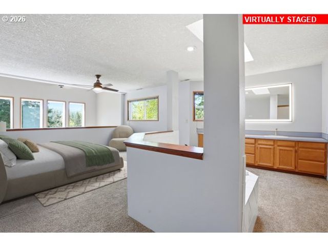 903 Ne SUNSET Ct, Clatskanie, OR 97016
