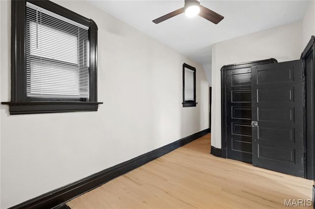 3630 Iowa Avenue, St Louis, MO 63118