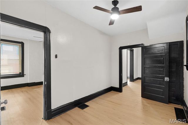 3630 Iowa Avenue, St Louis, MO 63118