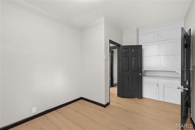 3630 Iowa Avenue, St Louis, MO 63118