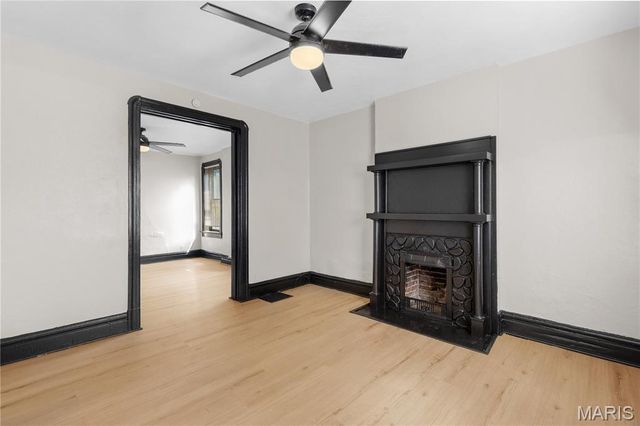 3630 Iowa Avenue, St Louis, MO 63118