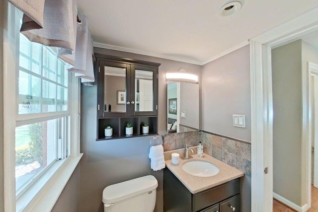 1700 Evergreen Street, Trenton, MI 48183