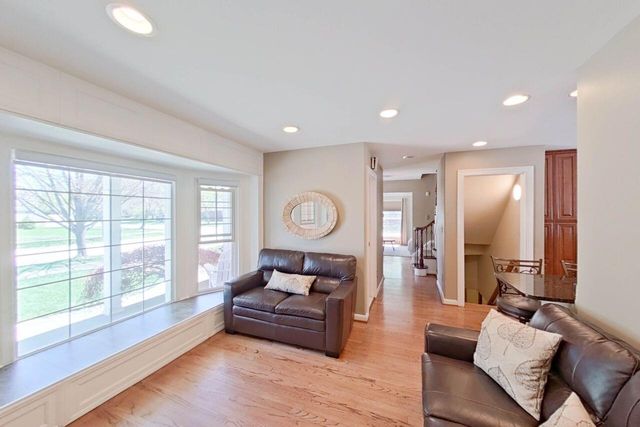 1700 Evergreen Street, Trenton, MI 48183