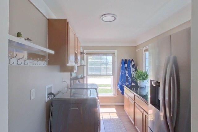 1700 Evergreen Street, Trenton, MI 48183