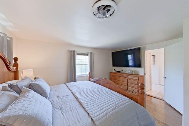 1700 Evergreen Street, Trenton, MI 48183